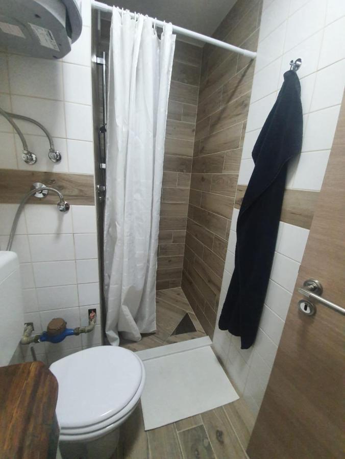 Studio Apartman Tamai Kutina Extérieur photo